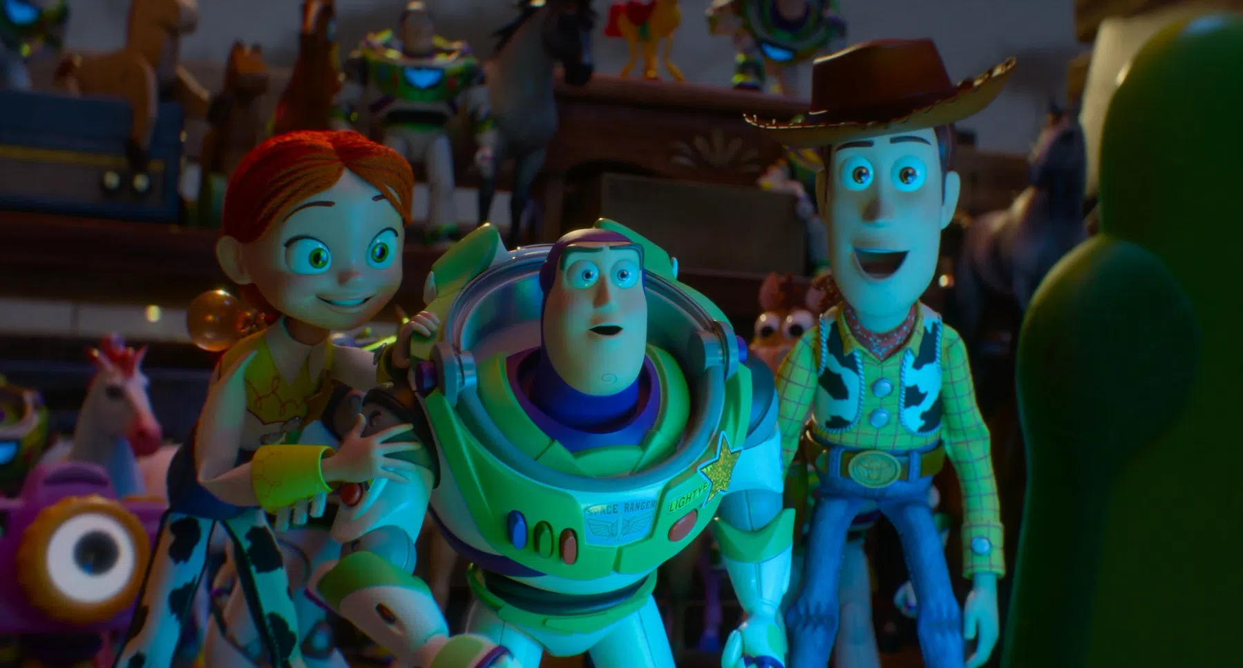 Zelfs Woody keert terug om het speelgoed te helpen Lilypad te verslaan.